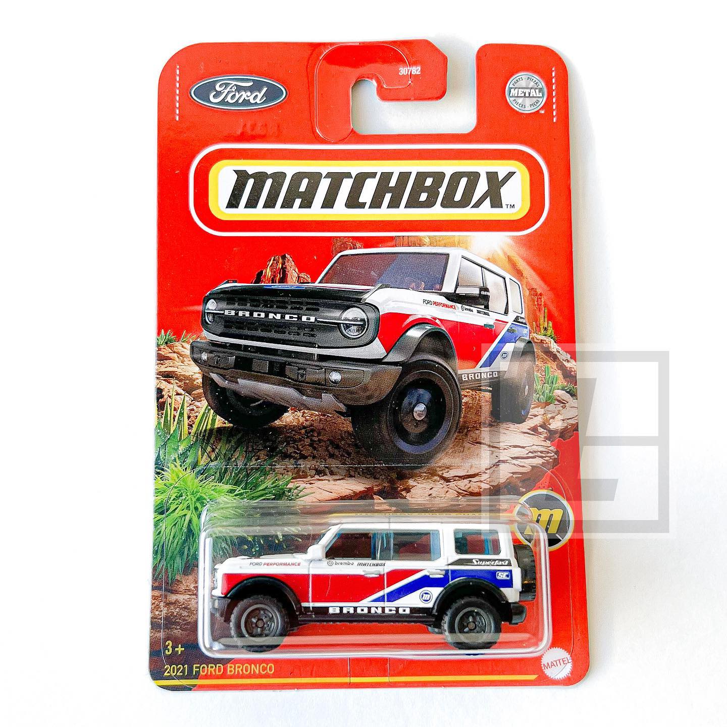 Matchbox Le Ford Bronco Super Chase du Mix 3